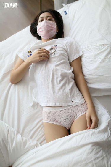 稚嫩h女娃h粗大小说