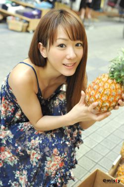 丝袜高跟美女