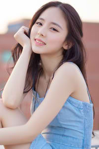 小仙女cos嫦娥自慰喷水