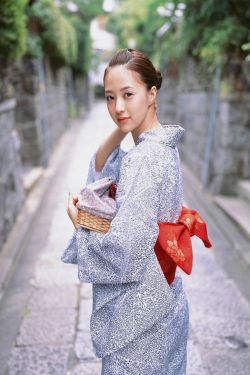 很很日
